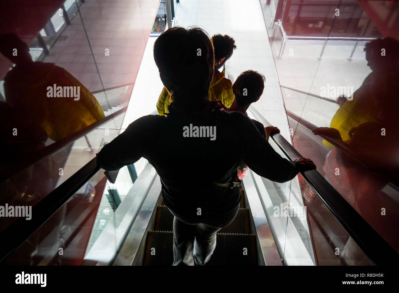 Extension moderne par l'architecte français Jean Nouvel, Museo Nacional Centro de Arte Reina Sofía, Madrid, Espagne Banque D'Images