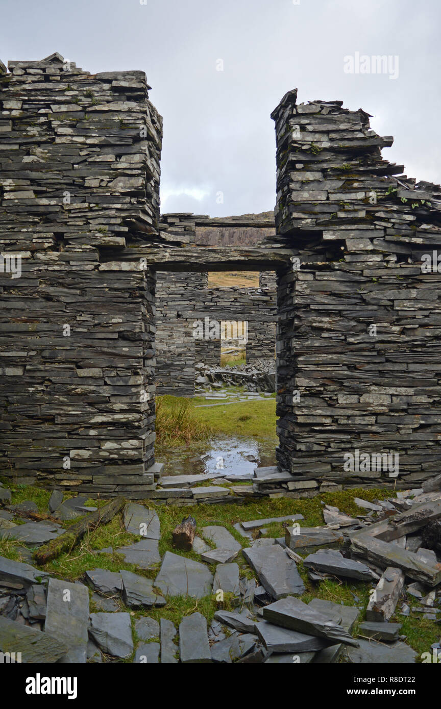 Intérieur du bâtiment abandonné Rhosydd ardoise, Tanygrisiau, Ffestiniog Banque D'Images