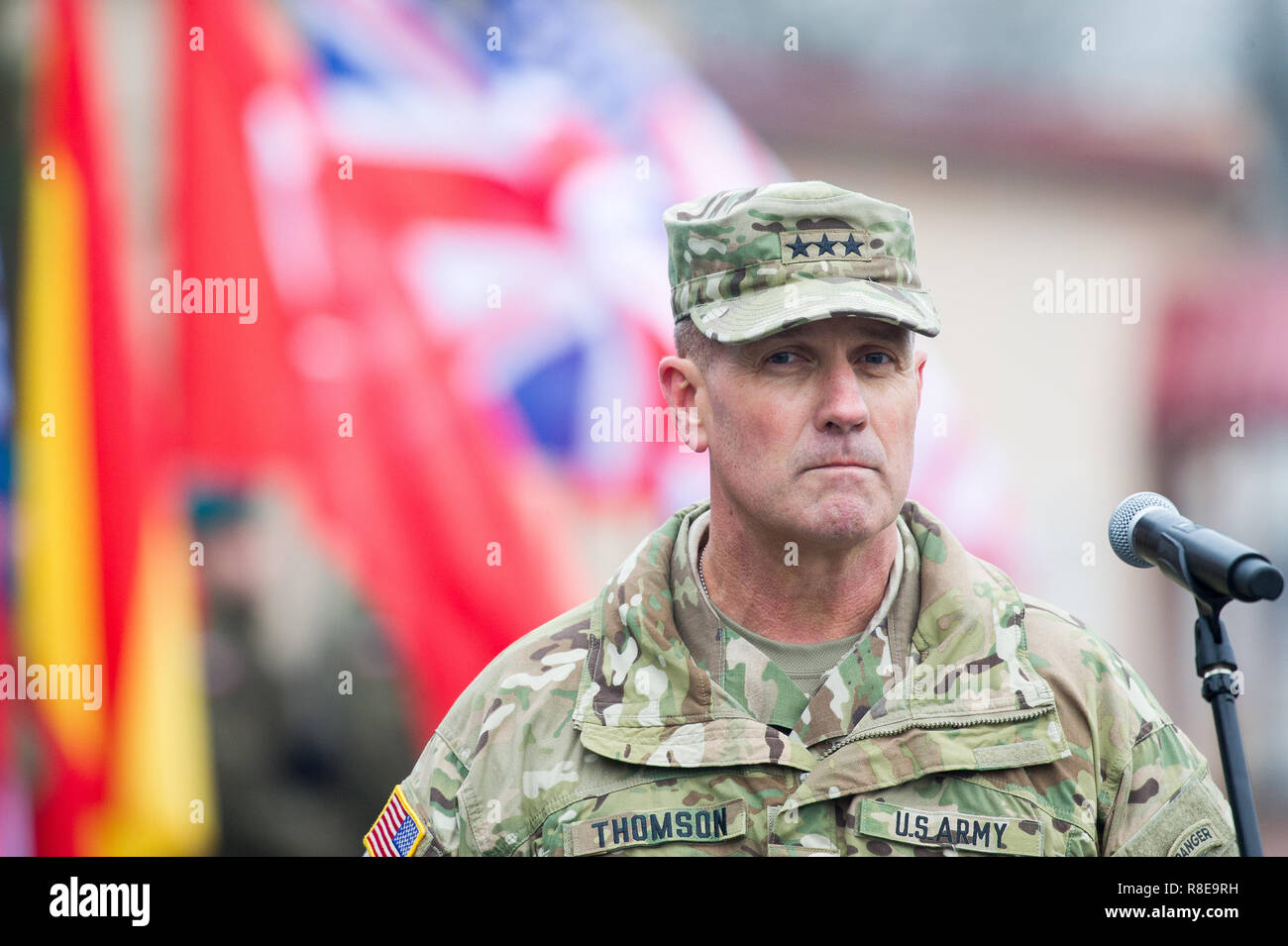 Le Lieutenant-général John C. Thomson III, commandant du Commandement terrestre LANDCOM dans la Division multinationale nord-est de la DN-ne siège à Elblag, Pola Banque D'Images