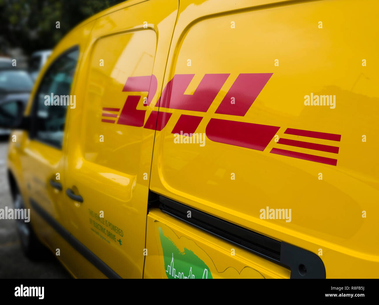 Camion De Livraison Dhl Banque d