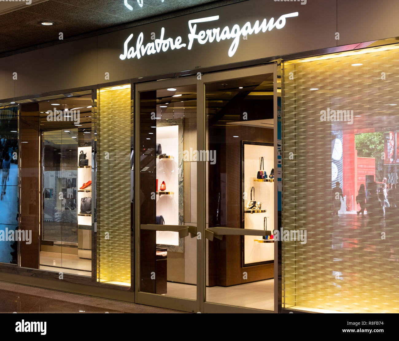 Sal store ferragamo deals