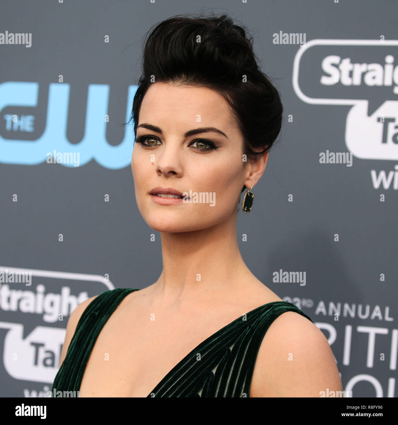 SANTA MONICA, LOS ANGELES, CA, USA - Le 11 janvier : Jaimie Alexander à la 23e assemblée annuelle Critics' Choice Awards tenue au Barker Hangar le 11 janvier 2018 à Santa Monica, Los Angeles, Californie, États-Unis. (Photo par Xavier Collin/Image Press Office) Banque D'Images