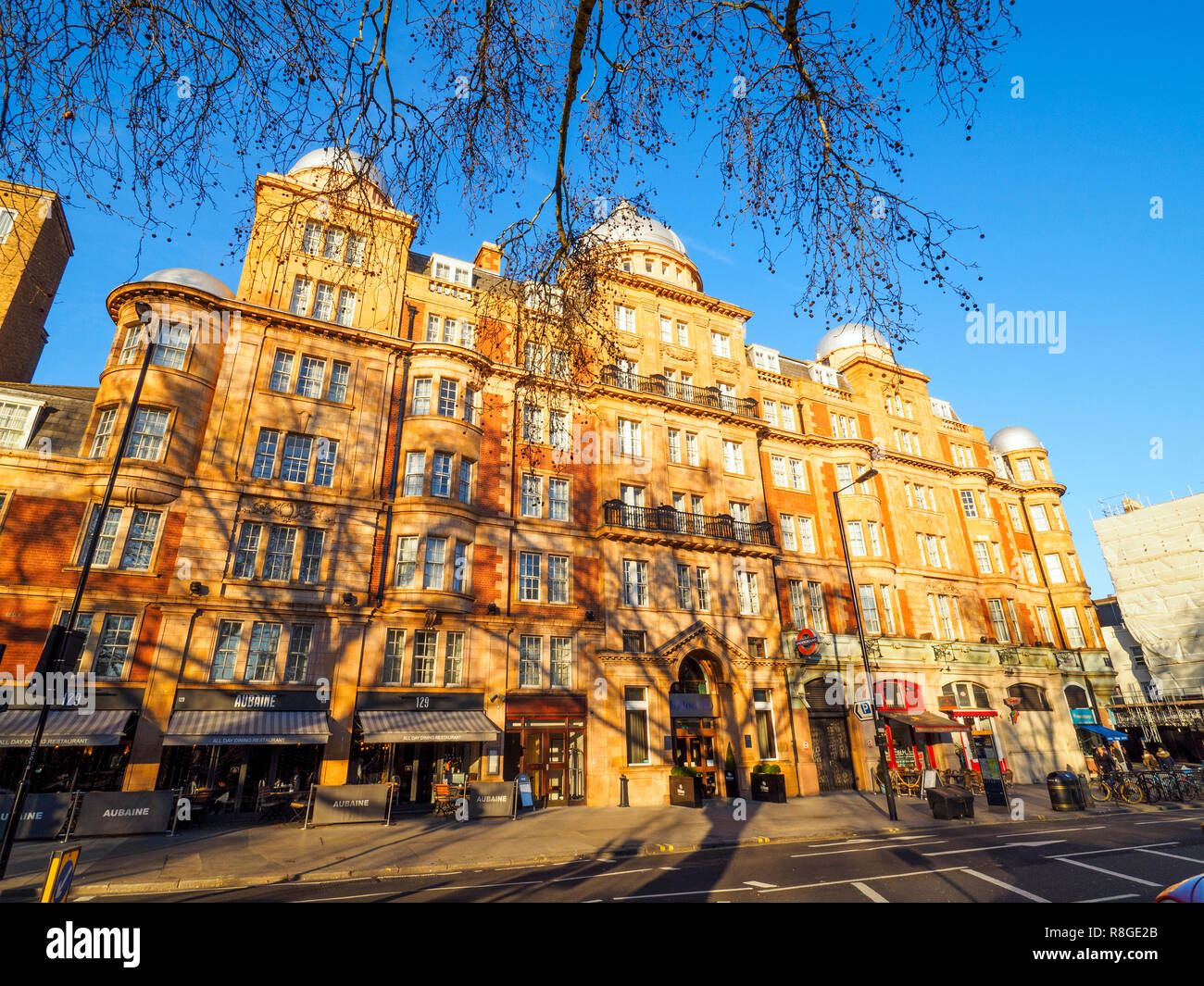 L'hôtel Hilton London Hyde Park donne sur Hyde Park et Kensington Gardens -  Londres, Angleterre Photo Stock - Alamy