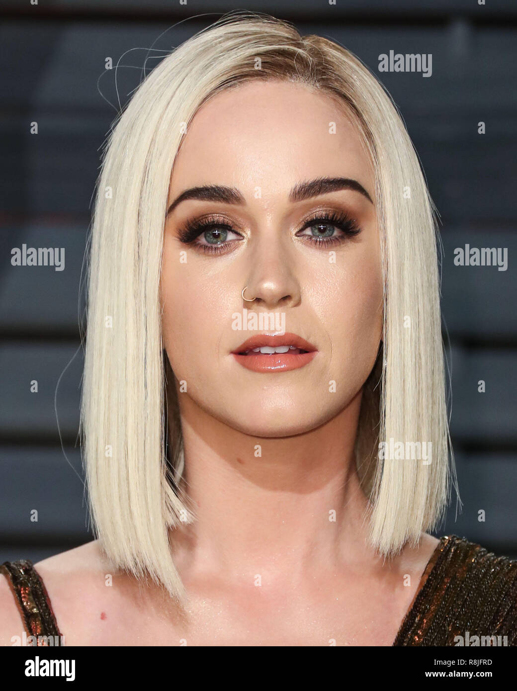 BEVERLY HILLS, LOS ANGELES, CA, USA - 26 février : Katy Perry arrive à la Vanity Fair Oscar Party 2017 tenue à l'Wallis Annenberg Center for the Performing Arts le 26 février 2017 à Beverly Hills, Los Angeles, Californie, États-Unis. (Photo par Xavier Collin/Image Press Office) Banque D'Images