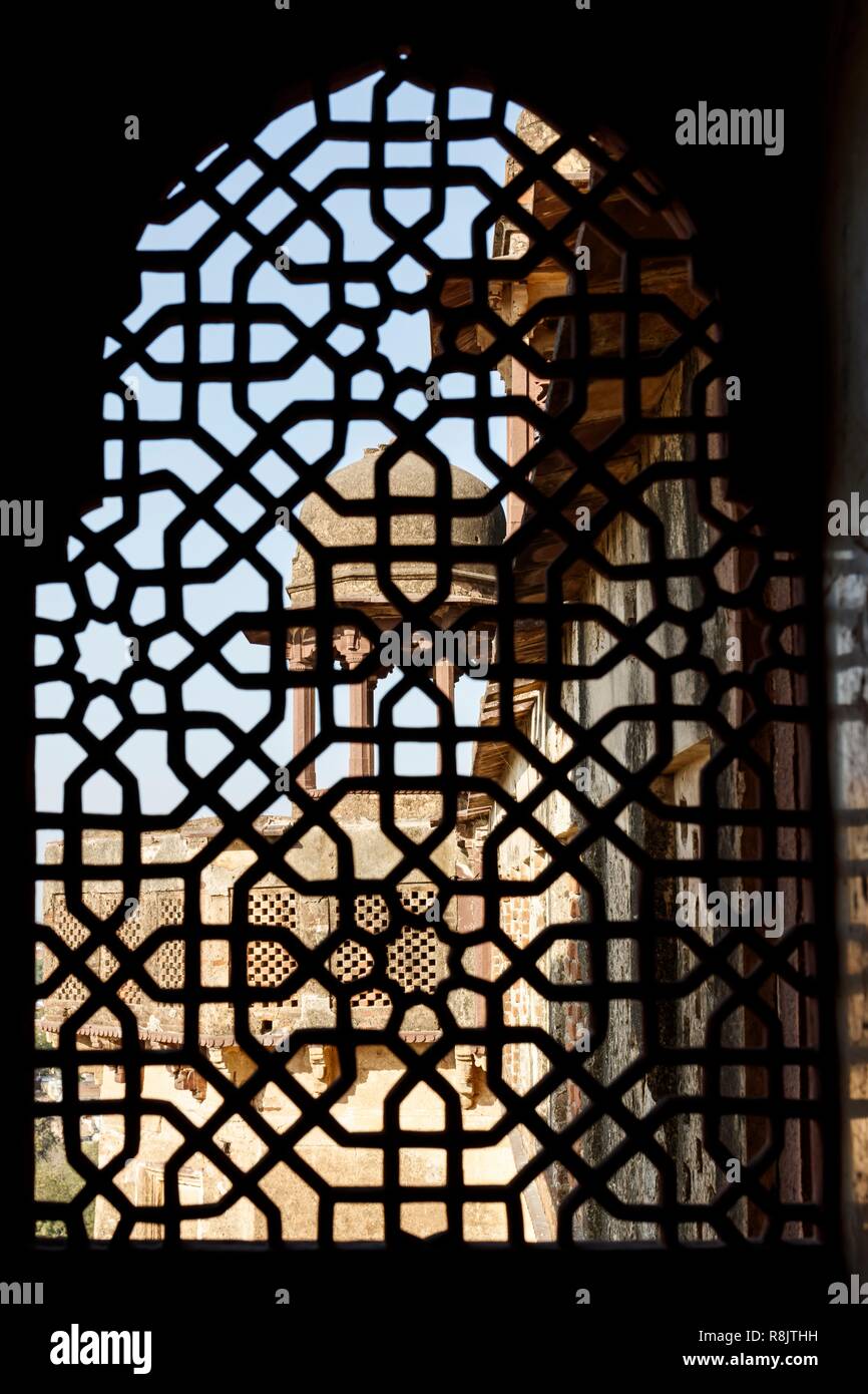 L'Inde, le Madhya Pradesh, Datia, Bir Singh Deo palace moucharaby ou fenêtre jali Banque D'Images L'Inde, le Madhya Pradesh, Datia, Bir Singh Deo palace moucharaby ou fenêtre jali Banque D'Images