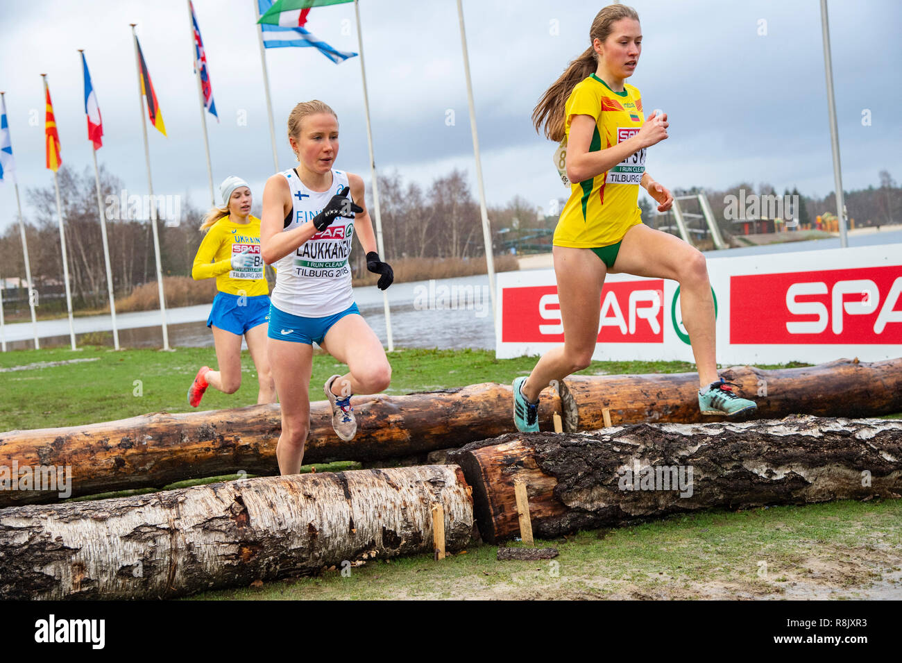 TILBURG Pays-bas.9-Déc : REPSYTE MEDA en compétition dans le Women's U20 à  la course aux Championnats du Monde de Spar, Tilburg, Pays-Bas sur th Photo  Stock - Alamy