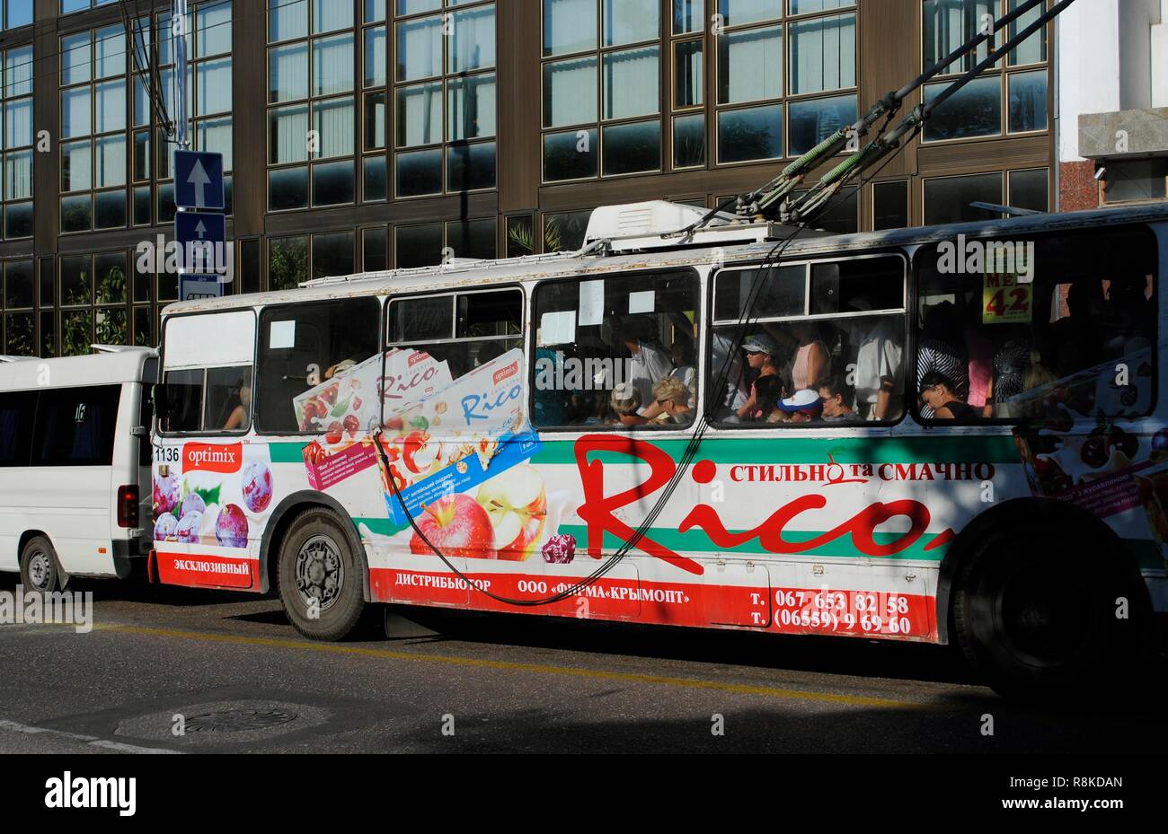 Trolley dans les rues de Sébastopol. Péninsule de Crimée. L'Ukraine. Banque D'Images