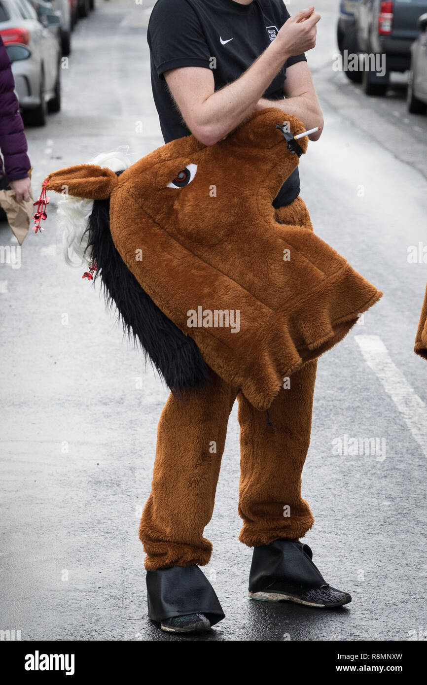 Londres, Royaume-Uni. 14Th Dec 2018. La pantomime de Noël annuel Londres Course de chevaux dans la région de Greenwich. Crédit : Guy Josse/Alamy Live News Banque D'Images