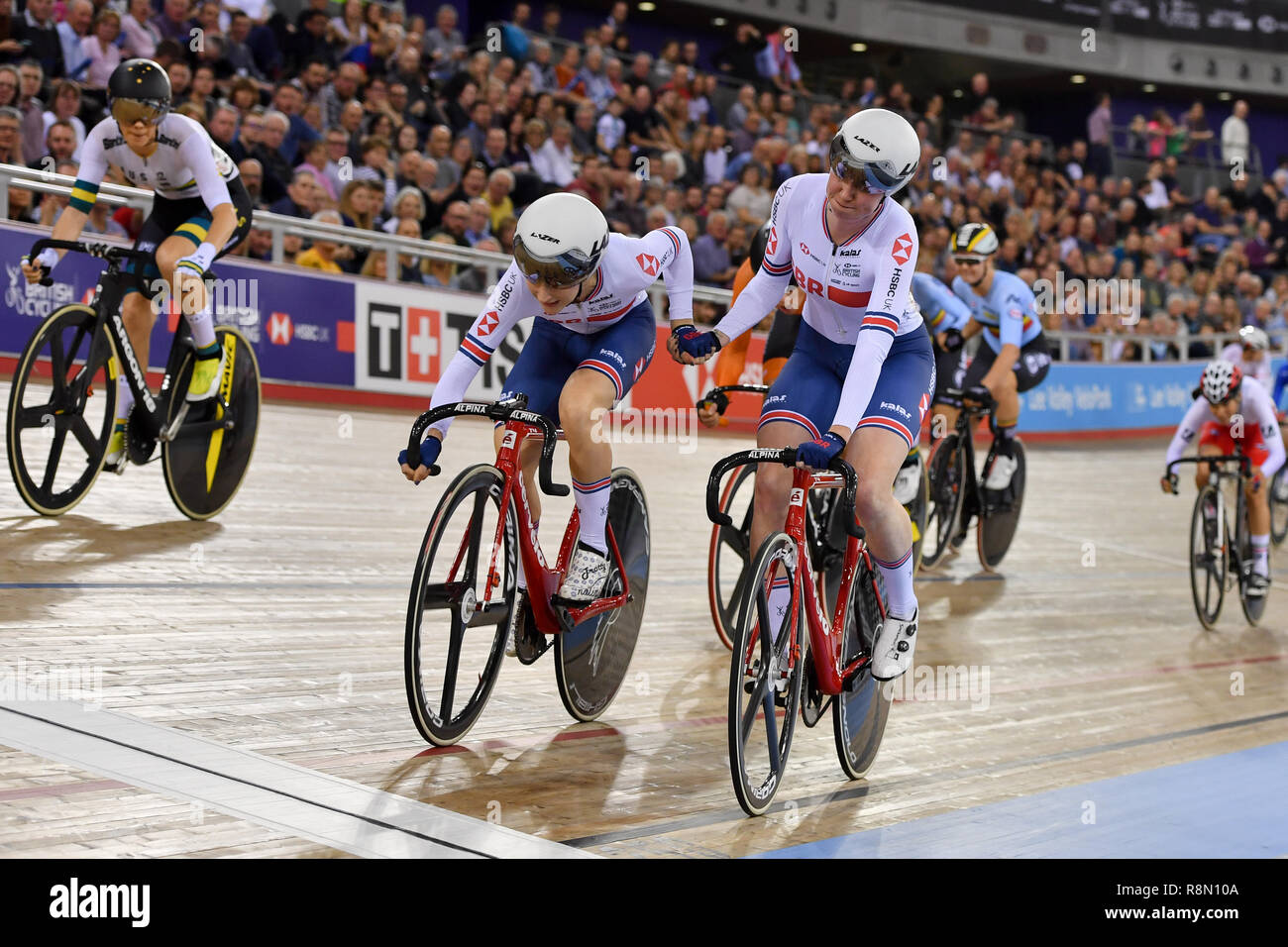 Londres, Royaume-Uni. Dec 16, 2018. Katie Archibald et Laura Kenny (GBR) in Women's Madison pendant Final Tissot la Coupe du Monde de Cyclisme sur Piste UCI IV à Lee Valley VeloPark le dimanche 16 décembre 2018. Londres en Angleterre. (Usage éditorial uniquement, licence requise pour un usage commercial. Aucune utilisation de pari, de jeux ou d'un seul club/ligue/dvd publications.) Crédit : Taka Wu/Alamy Live News Banque D'Images