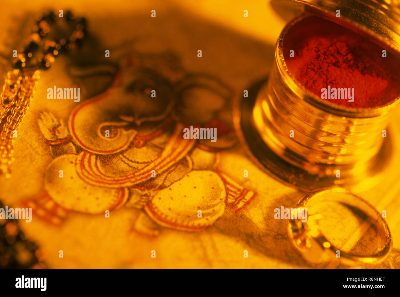 Ornements, sindoor et Mangalasutra, hindoue mariée symbole de mariage, Inde Banque D'Images