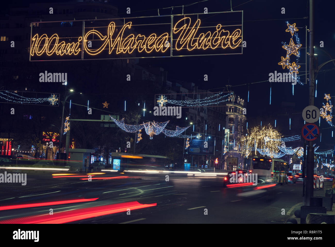 13 DEC 2018, Roumanie, Bulevardul Nicolae Balcescu centre de Bucarest. Anniversaire 100 ans depuis la Grande Unification décoration de Noël. Banque D'Images