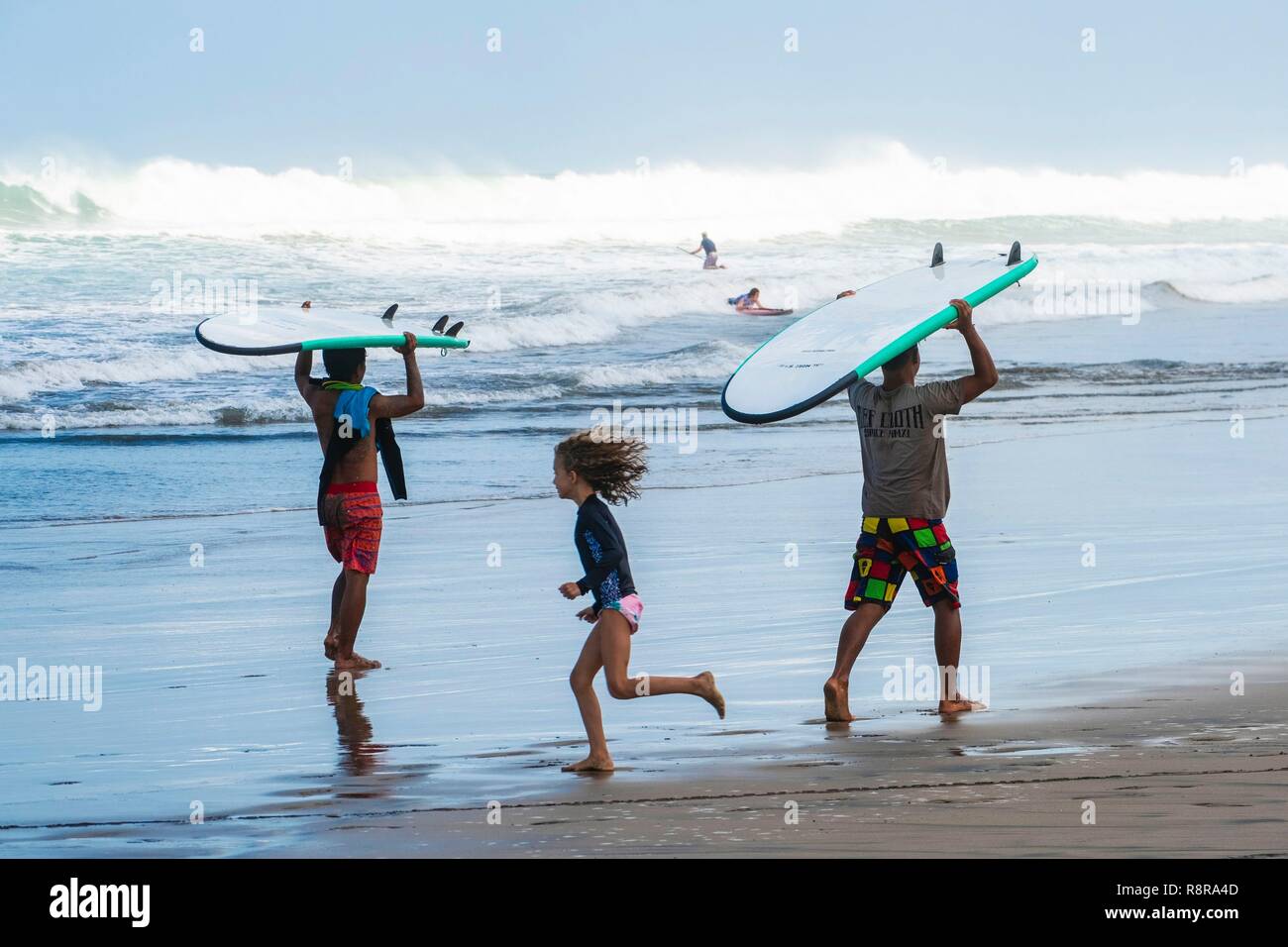 L'INDONÉSIE, Bali, Seminyak, Sud, cours de surf Banque D'Images