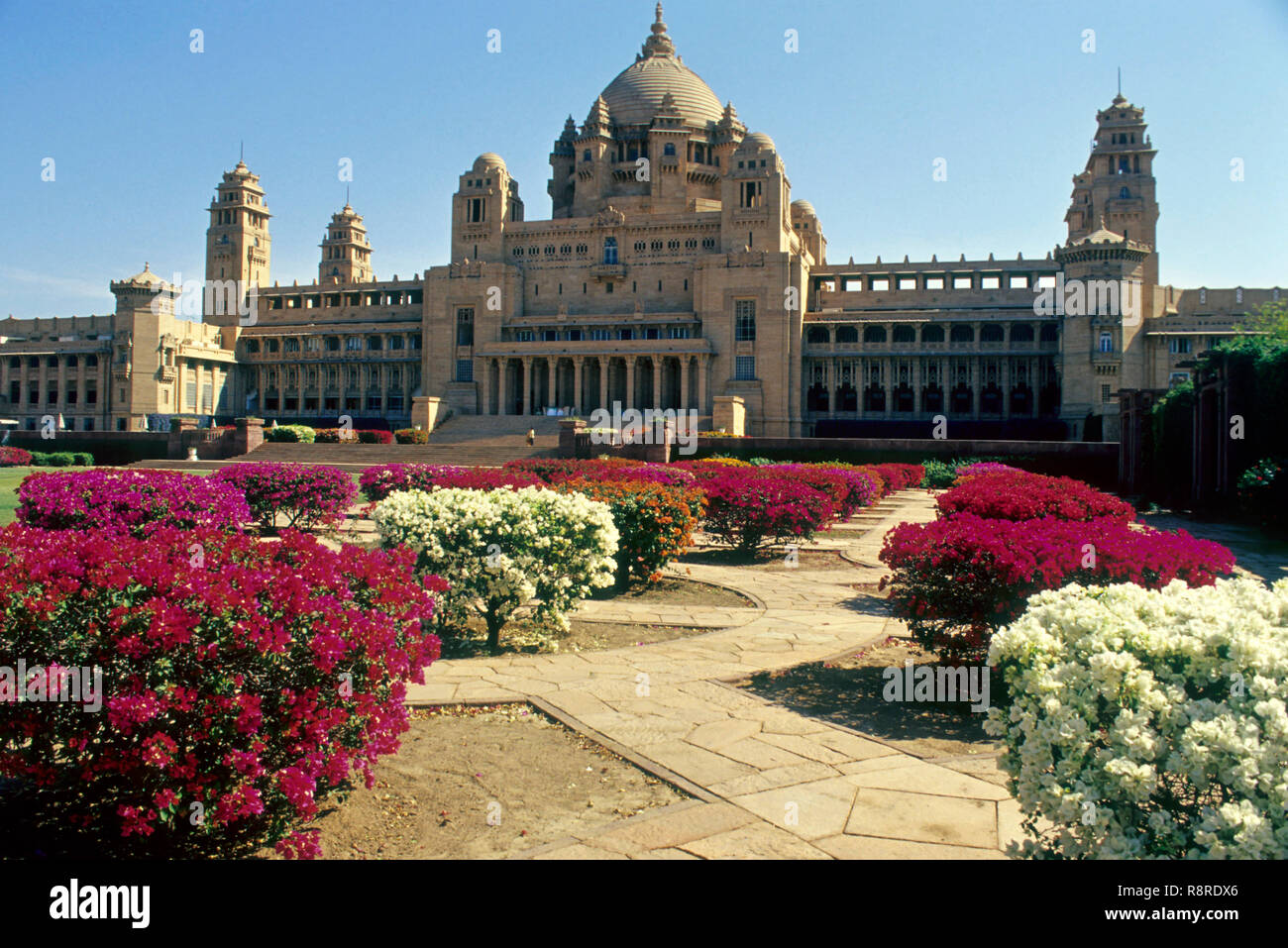 Beau jardin d'Umaid Bhavan Palace, Jodhpur, Rajasthan, India Banque D'Images