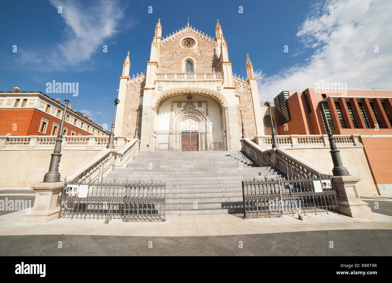 Madrid, Espagne - Septembre 12th, 2018 : los Jerónimos o église Saint Jérôme le Royal, Madrid, Espagne Banque D'Images