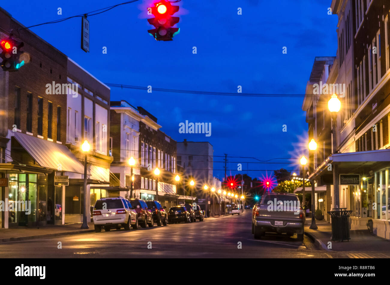 Howard Street, au centre-ville de Greenwood, Mississippi, est une destination populaire, avec le pays bénéficiaire, librairies et boutiques de cadeaux. Banque D'Images