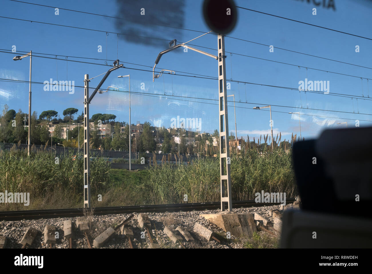 Vue de la fenêtre sur l'espagnol railroad Banque D'Images