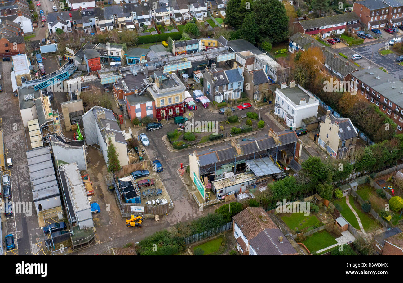 Pic montre une vue aérienne de la série Eastenders à Elstree / Borehamwood. Banque D'Images