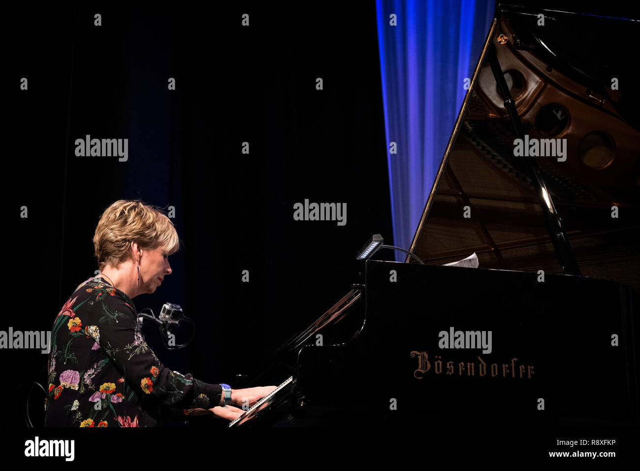 Nicky Iles solo sur Grand Piano avec Stan Sulzmann Jazz Festival 2017, Scarborough Banque D'Images