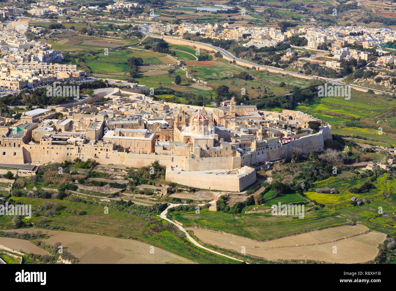 Vue aérienne de la ville fortifiée de Mdina, Malte. Banque D'Images
