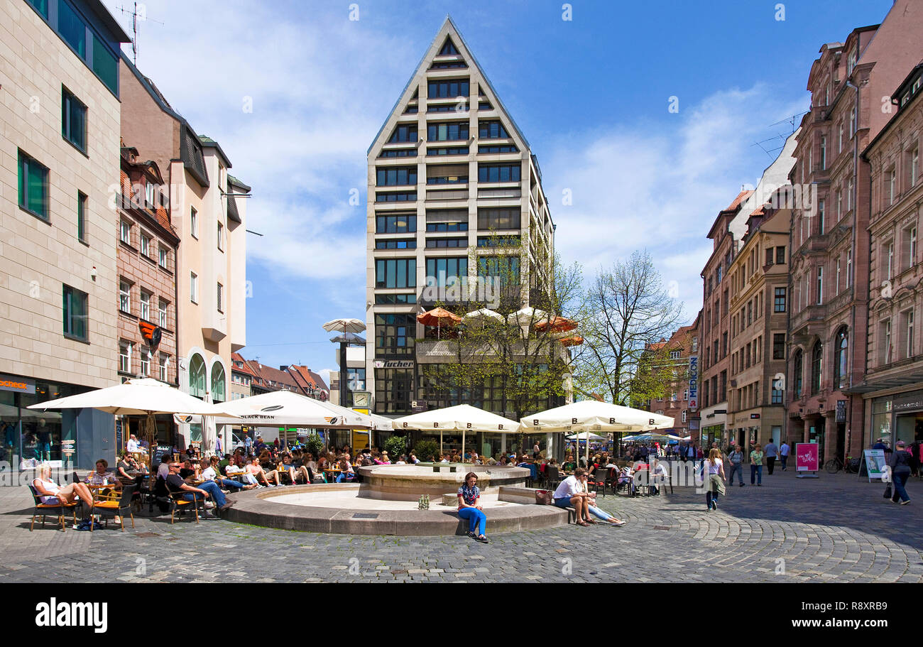 Café de rue, place Ludwigs ville de Nuremberg, Franconia, Bavaria, Germany, Europe Banque D'Images