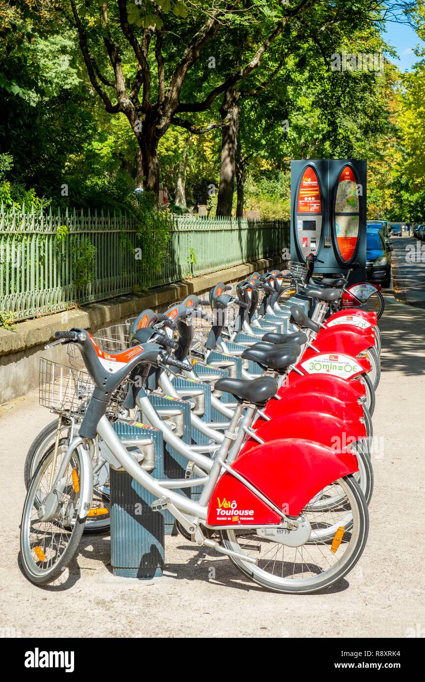 France, Haute Garonne, Toulouse, self service bicyclettes : Le Velo ou Velouse Banque D'Images