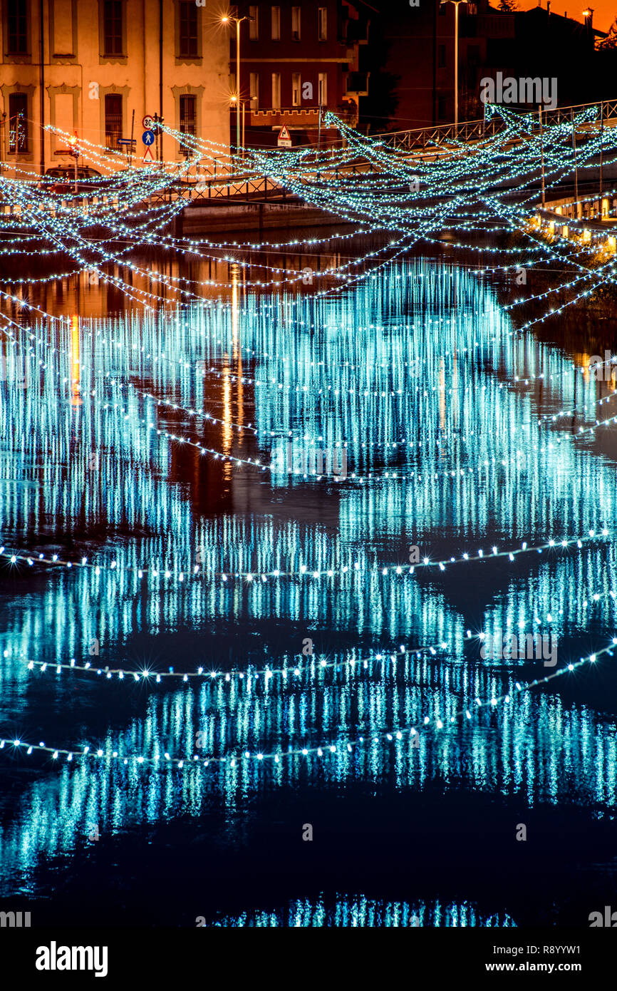 Les lumières de Noël à Navigli Milano Italie - hiver noël temps Banque D'Images