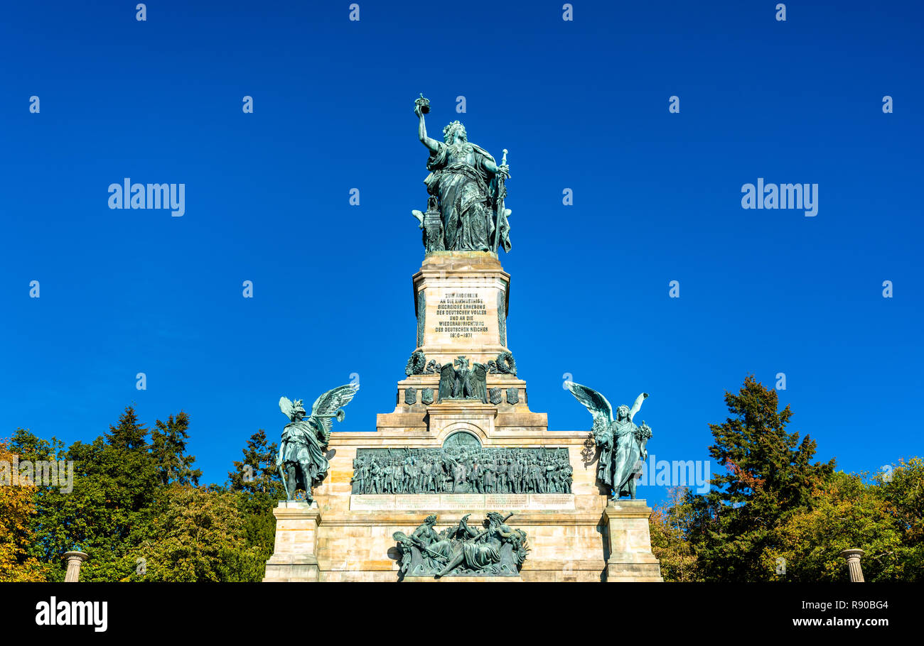 Niederwalddenkmal, un monument construit en 1883 pour commémorer l'Unification de l'Allemagne. Banque D'Images
