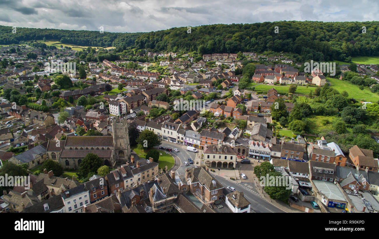 Image aérienne du village de Dursley dans Gloucestershire, Angleterre Royaume-uni Banque D'Images