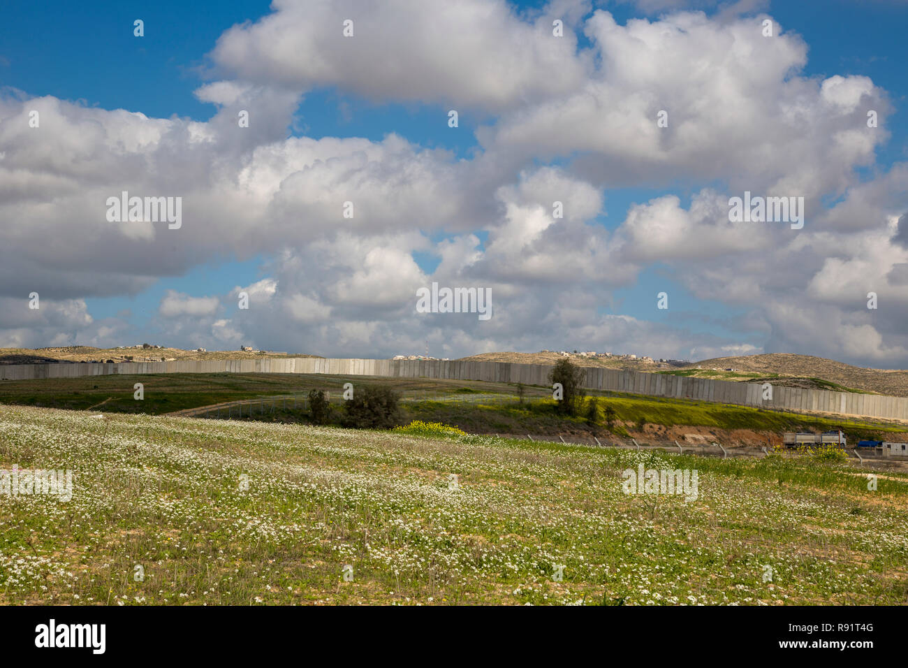 Le béton du mur de séparation entre Israël et la Palestine en Cisjordanie Banque D'Images