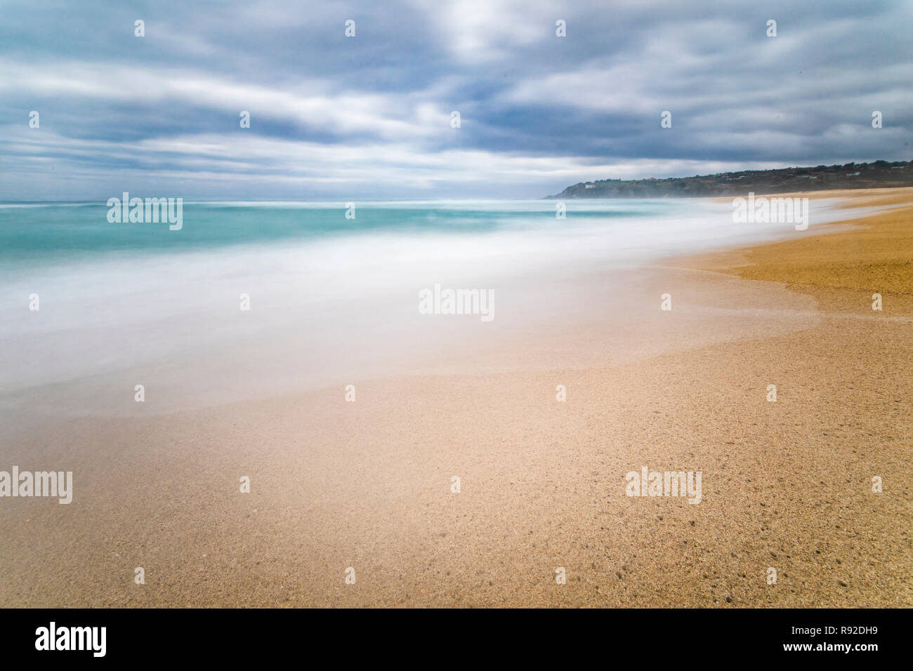 Région de Valparaiso Tunquen Beach et à proximité de Algarrobo, une superbe plage sauvage et avec beaucoup d'animaux sauvages à cause de cela les zones humides et l'eau turquoise Banque D'Images