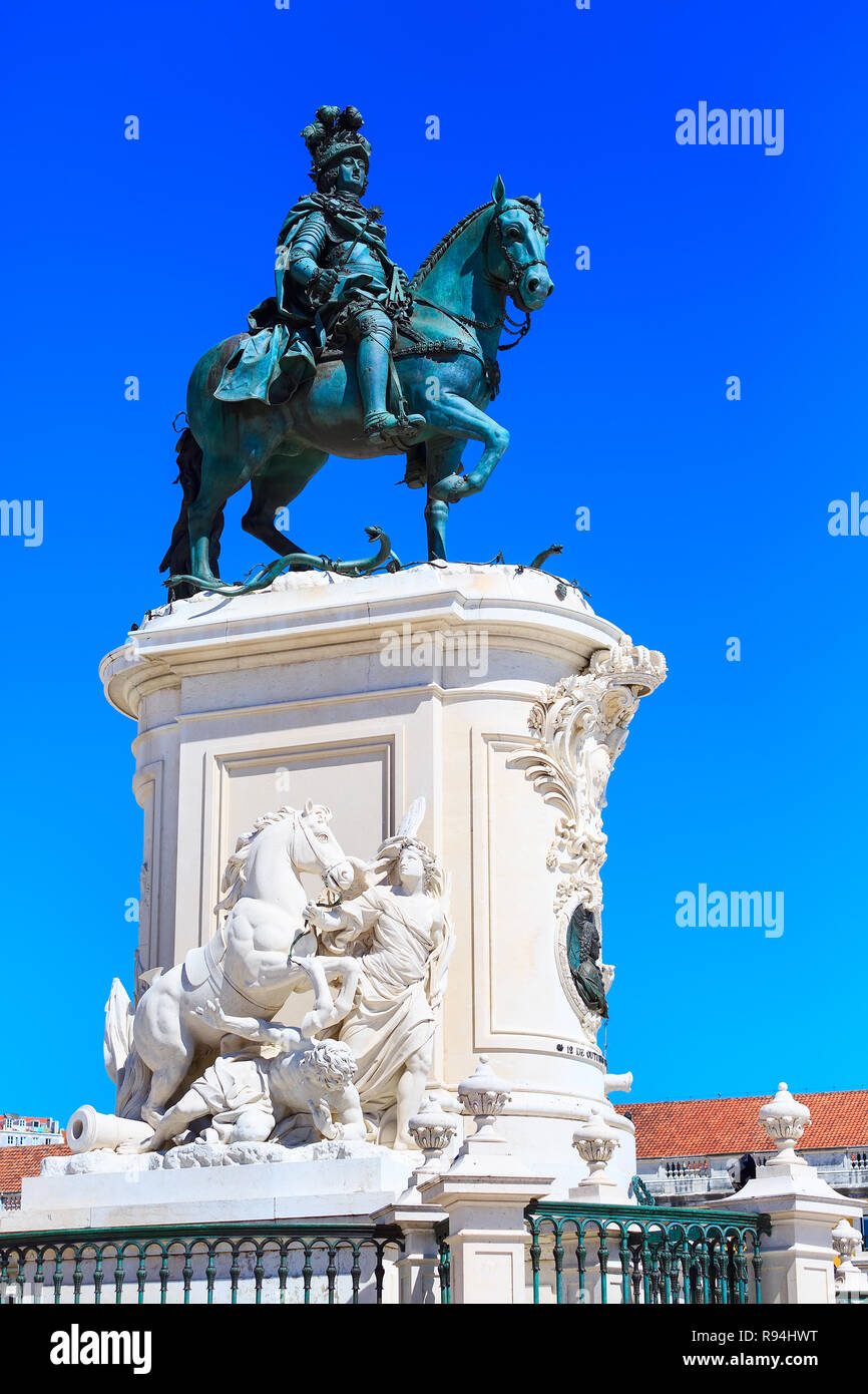 Lisbonne, Portugal ville monument, statue du roi Jose I en place de commerce électronique Banque D'Images