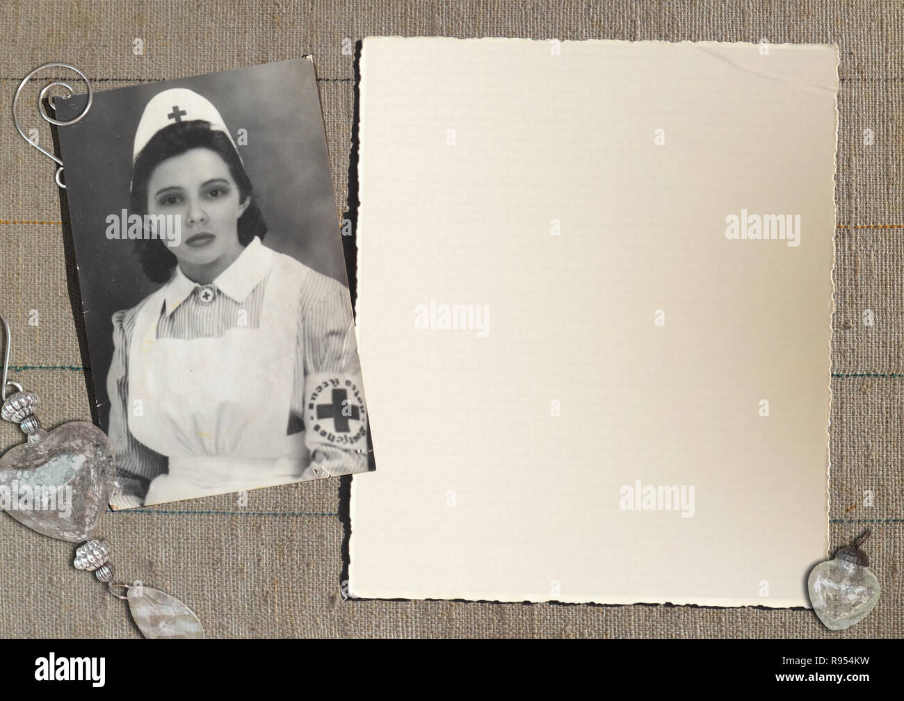 Arrangement femme cadre photo photo ancienne mémoire nostalgie Banque D'Images
