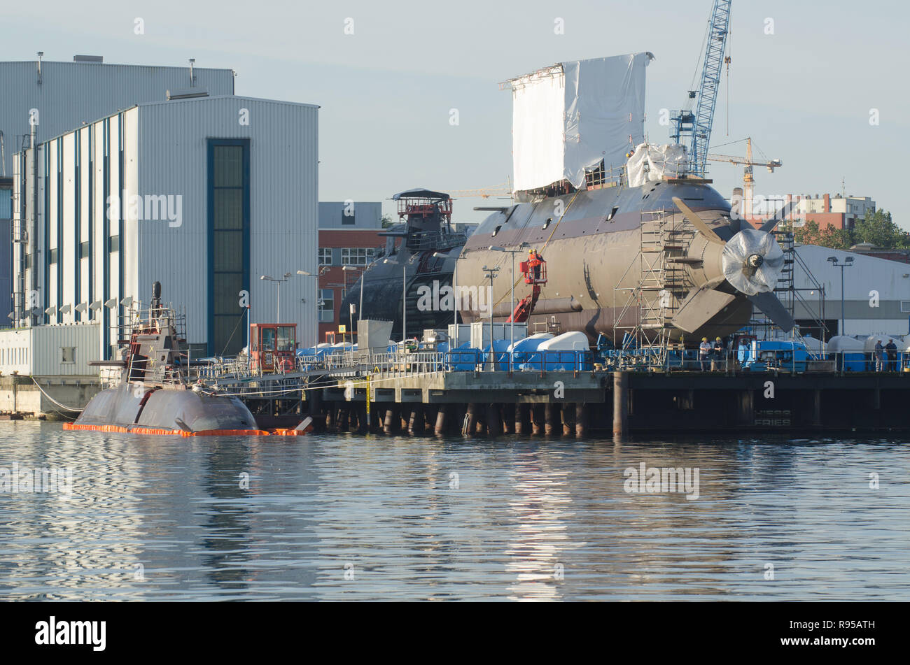 24.07.2012, Kiel, Schleswig-Holstein, Allemagne - Im Bau befindliches U-Boot der Dolphin-Klasse auf dem Gelaende der zu Thyssen-Krupp gehoerenden Howald Banque D'Images