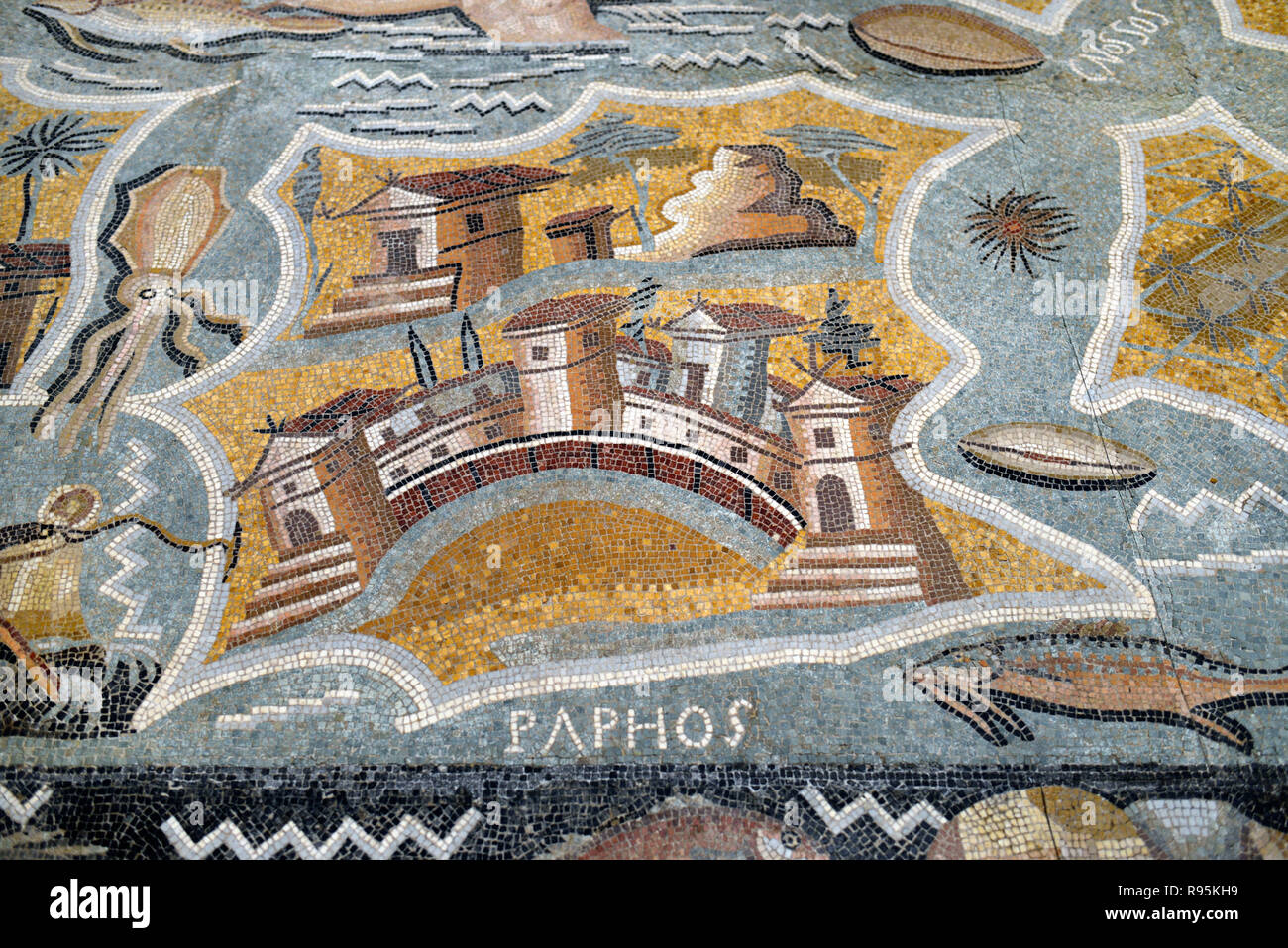 Mosaïque romaine (c3rd-c4e) de Paphos et la carte ou le plan de Chypre à partir de l'ancienne ville romaine de Haïdra Ammaedara Tunisie Banque D'Images