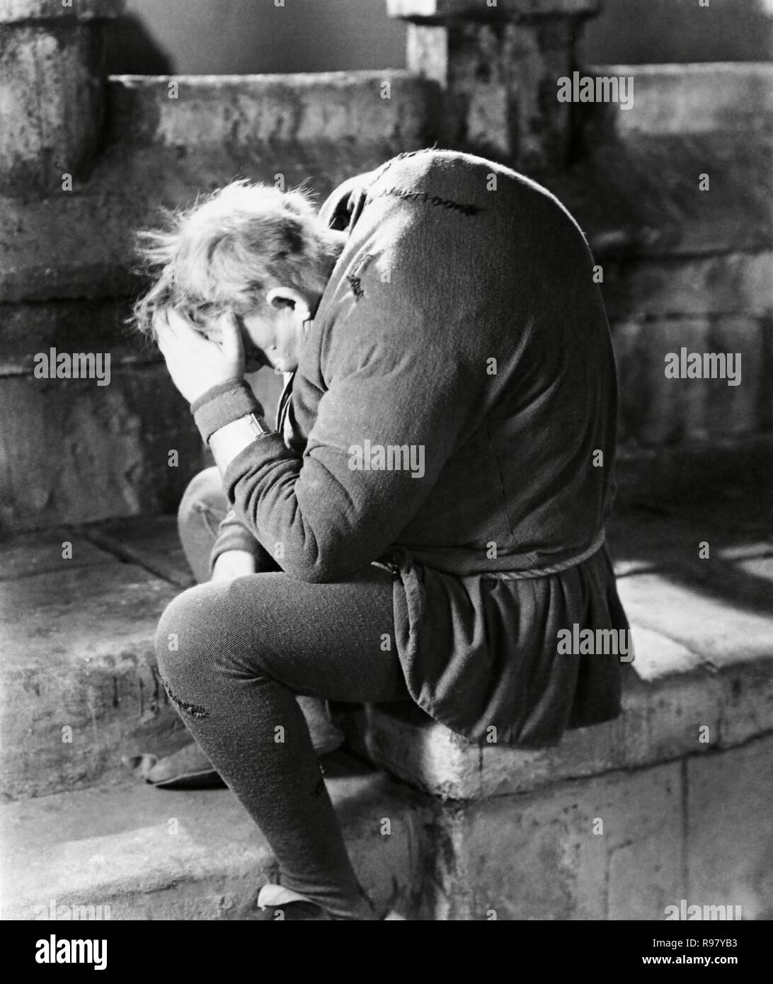 Hunchback of notre dame 1939 Banque de photographies et d’images à ...