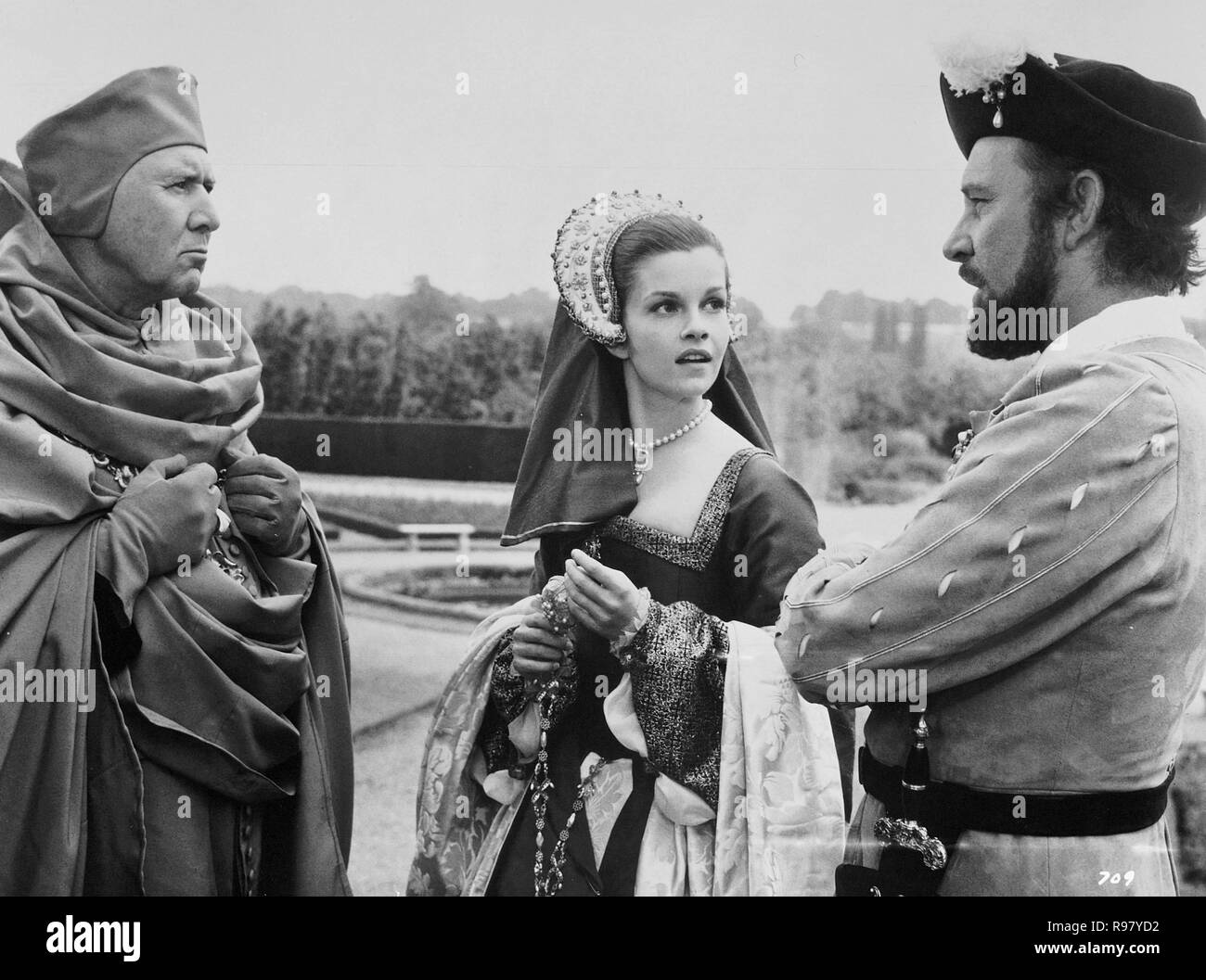 genevieve-bujold-anne-boleyn-banque-de-photographies-et-d-images