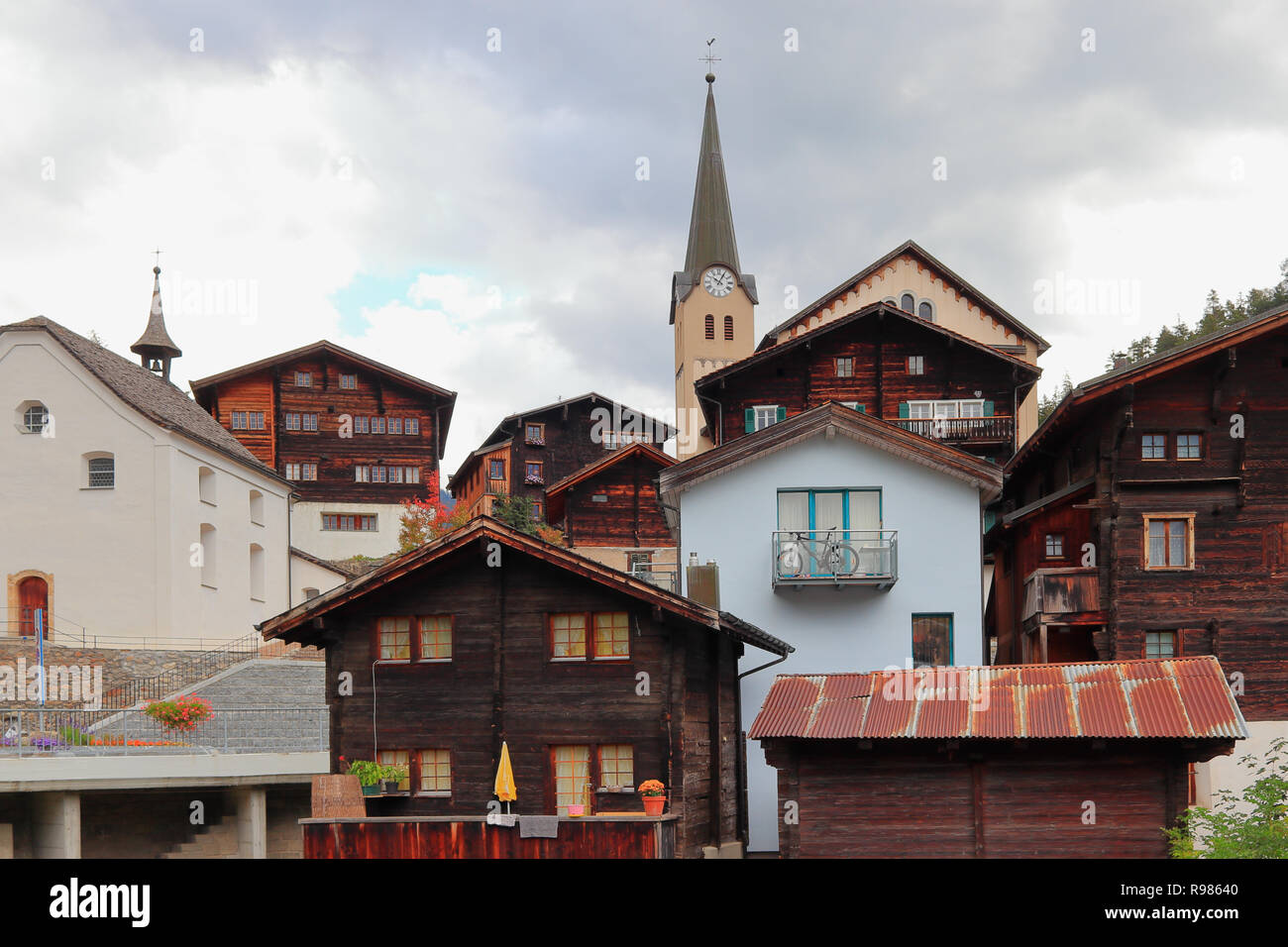 FIESCH, Canton du Valais, Suisse - 10 octobre 2018 : Avis de Fiesch village, site du patrimoine mondial de l'UNESCO Jungfrau-Aletsch, zone protégée des glaciers Banque D'Images