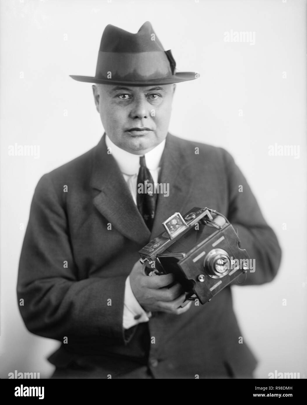 Mi-Portrait de Harris et Ewing Studio photographique photographe, 1910 Banque D'Images