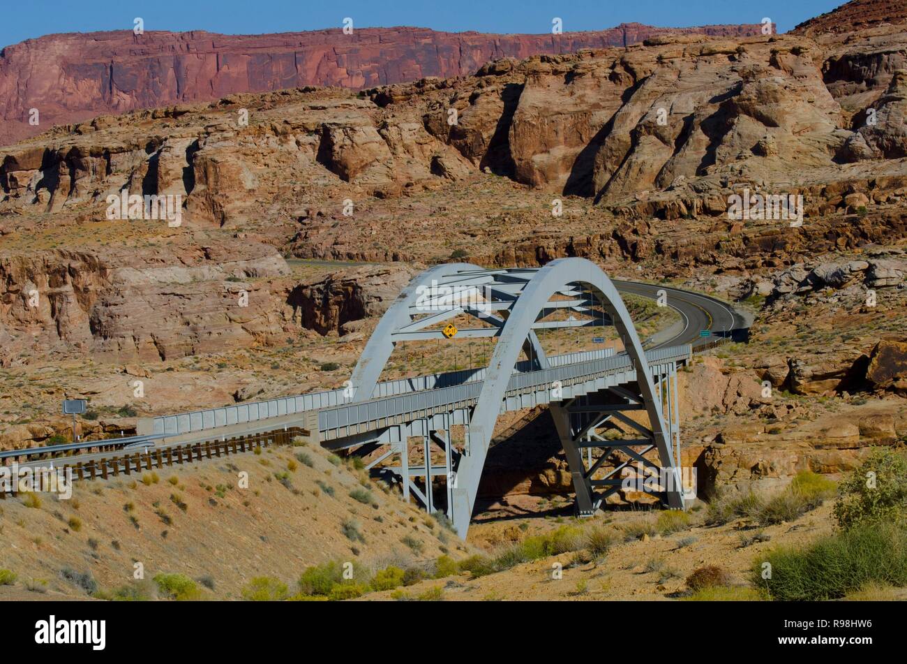 L'Utah, Hite, l'autoroute 95 Pont sur la rivière Colorado extrémité nord du lac Powell Banque D'Images