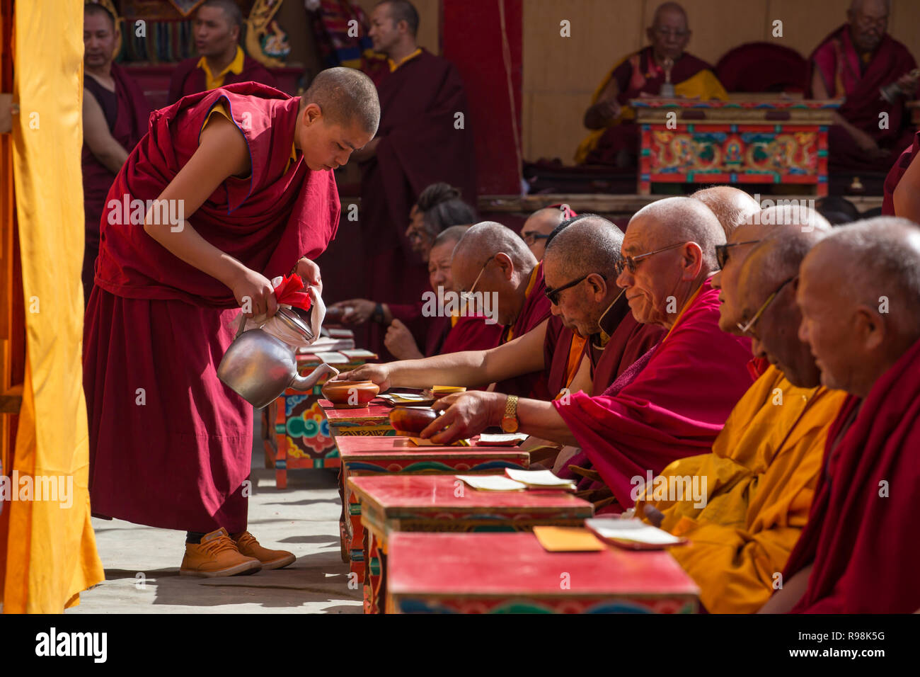 Leh, Inde - 21 juin 2017 : Yuru Kabgyat festival bouddhiste à Lamayuru Gompa, Ladakh. Monastère de Lamayuru festival est une cérémonie bouddhiste avec tan Banque D'Images