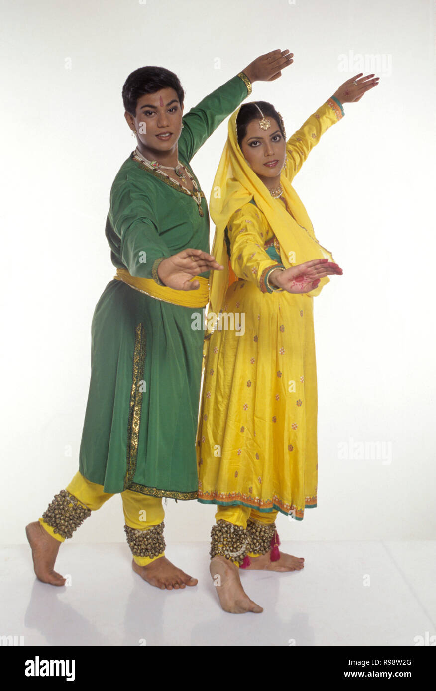 Une paire de kathak, danse classique indienne, l'Inde, M. NO 332 Banque D'Images