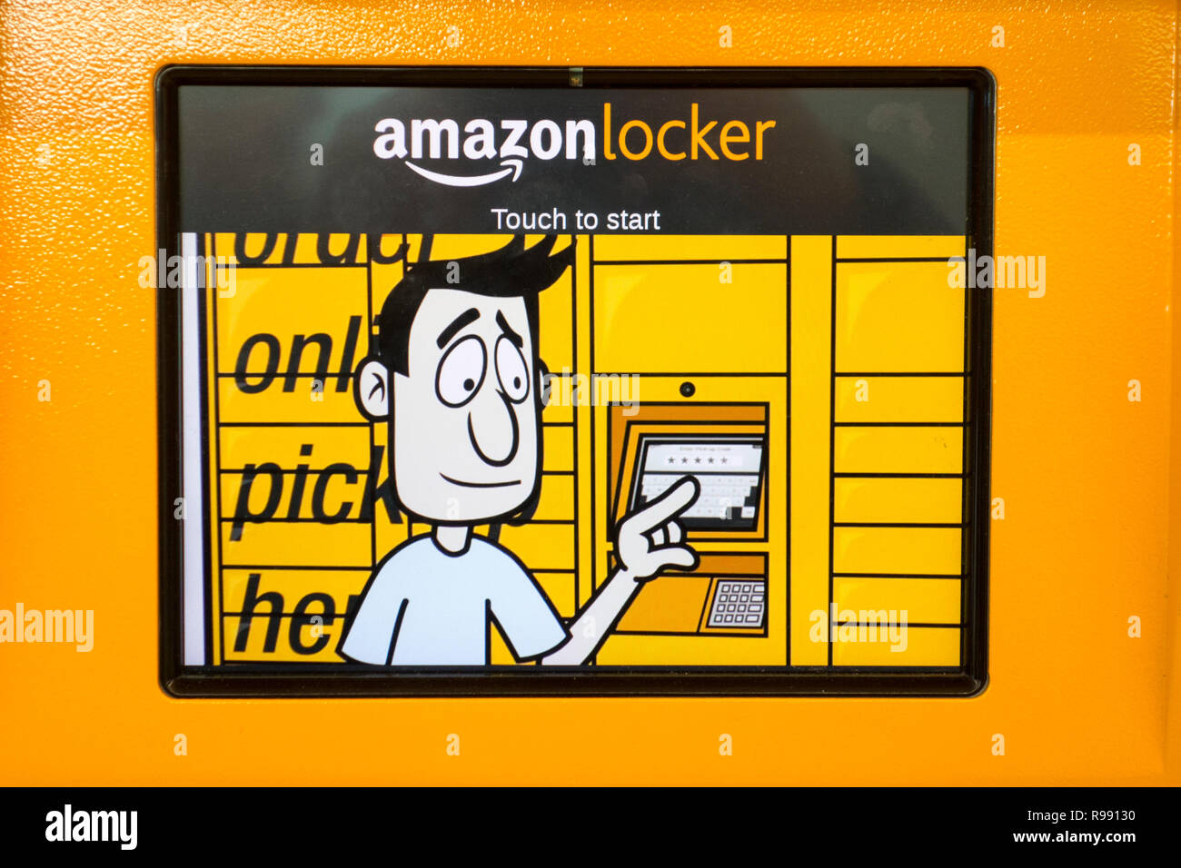 Amazon Casiers dans Hammersmith, Londres - une parcelle de libre-service service de collecte par le détaillant en ligne Amazon Banque D'Images