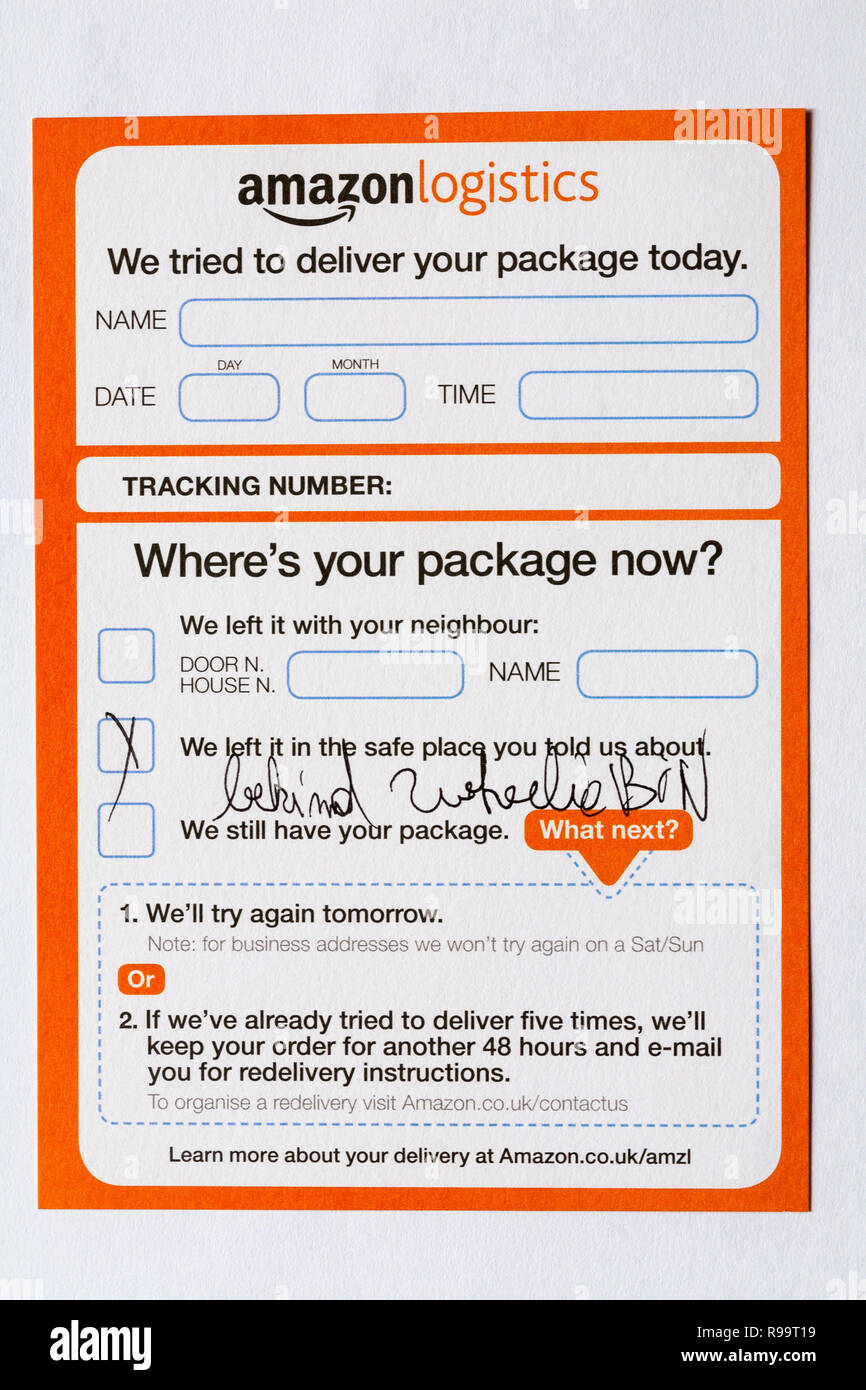 Amazonlogistics nous avons essayé de livrer votre colis aujourd'hui, où est votre offre maintenant des options de carte isolé sur fond blanc Banque D'Images