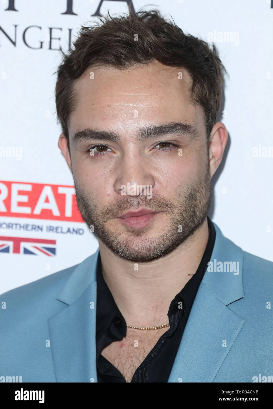 BEVERLY HILLS, LOS ANGELES, CA, USA - 16 SEPTEMBRE : l'Acteur Ed Westwick arrive à la BBC America BAFTA Los Angeles PLAT Tea Party 2017 tenue à l'hôtel Beverly Hilton le 16 septembre 2017 à Beverly Hills, Los Angeles, Californie, États-Unis. (Photo par Xavier Collin/Image Press Office) Banque D'Images