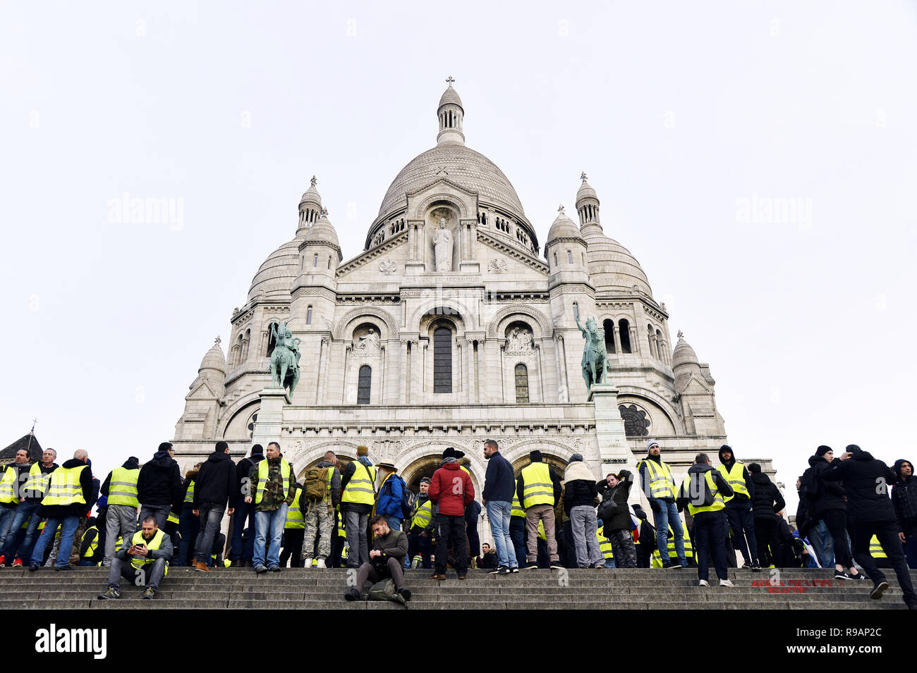 Paris, France. 22 décembre 2018. Le samedi 22 mars, la 6e ronde de jaune manifestation à Paris a eu lieu à la dernière minute à Montmartre sans avertissement. Crédit : Frédéric VIELCANET/Alamy Live News Banque D'Images