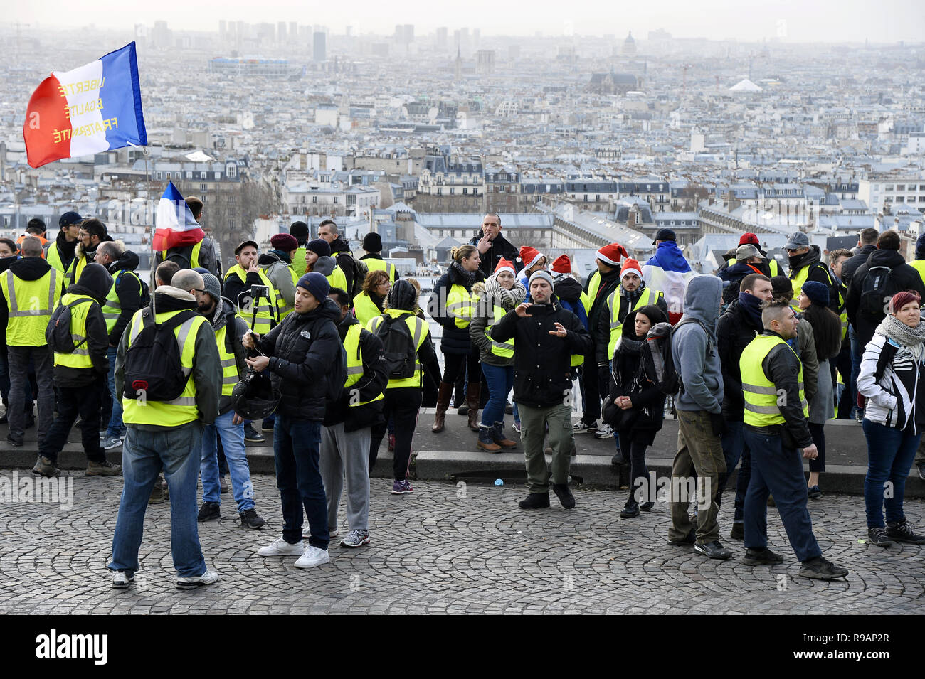 Paris, France. 22 décembre 2018. Le samedi 22 mars, la 6e ronde de jaune manifestation à Paris a eu lieu à la dernière minute à Montmartre sans avertissement. Crédit : Frédéric VIELCANET/Alamy Live News Banque D'Images
