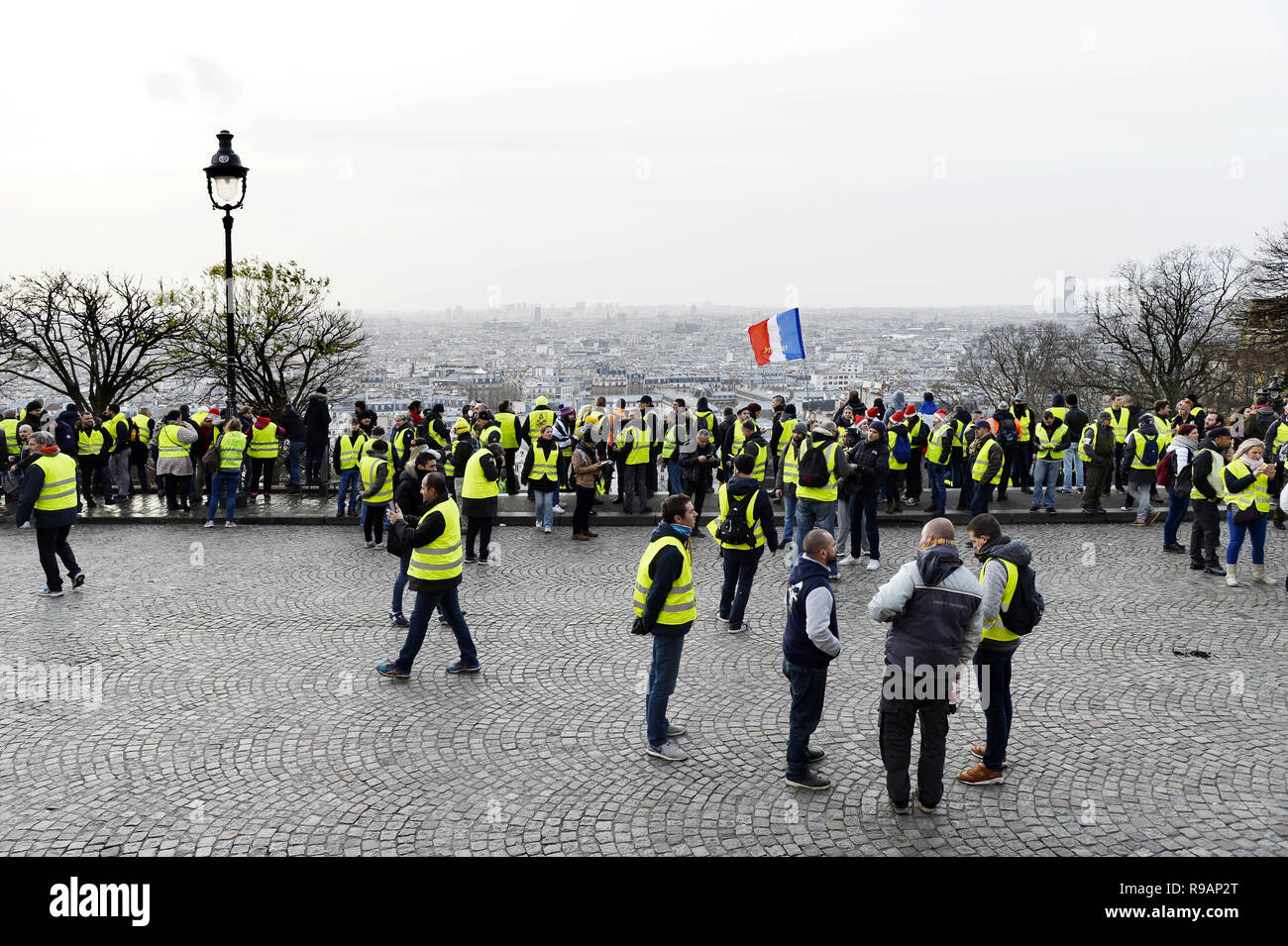 Paris, France. 22 décembre 2018. Le samedi 22 mars, la 6e ronde de jaune manifestation à Paris a eu lieu à la dernière minute à Montmartre sans avertissement. Crédit : Frédéric VIELCANET/Alamy Live News Banque D'Images
