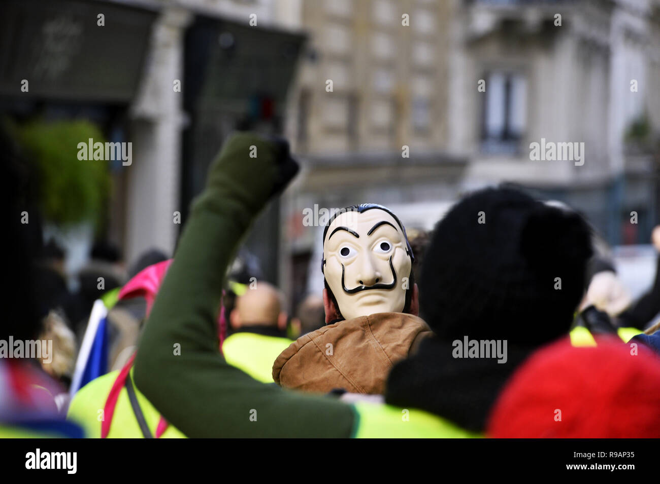 Paris, France. 22 décembre 2018. Le samedi 22 mars, la 6e ronde de jaune manifestation à Paris a eu lieu à la dernière minute à Montmartre sans avertissement. Crédit : Frédéric VIELCANET/Alamy Live News Banque D'Images
