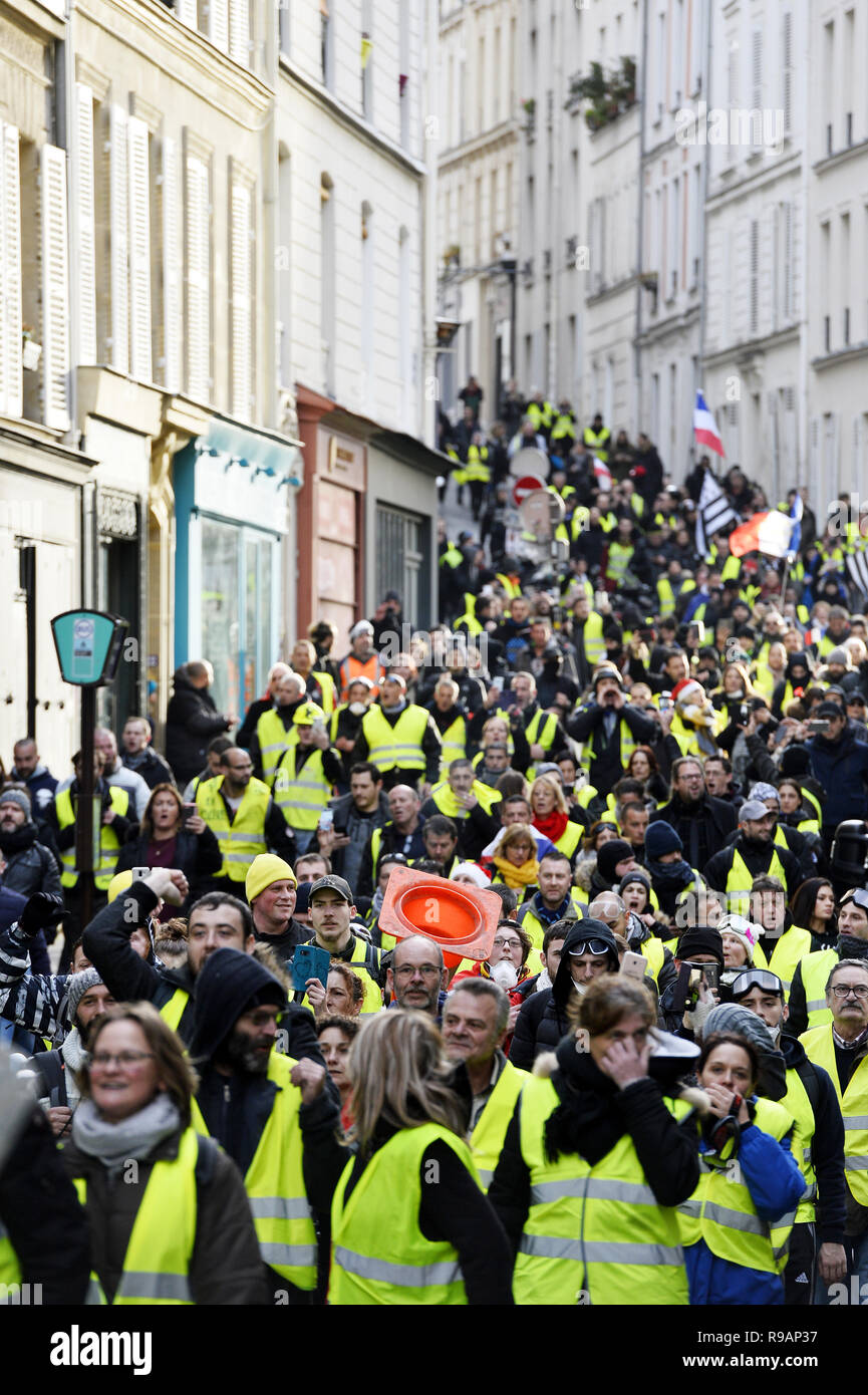 Paris, France. 22 décembre 2018. Le samedi 22 mars, la 6e ronde de jaune manifestation à Paris a eu lieu à la dernière minute à Montmartre sans avertissement. Crédit : Frédéric VIELCANET/Alamy Live News Banque D'Images