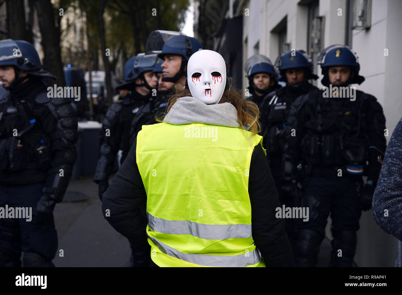 Paris, France. 22 décembre 2018. Le samedi 22 mars, la 6e ronde de jaune manifestation à Paris a eu lieu à la dernière minute à Montmartre sans avertissement. Crédit : Frédéric VIELCANET/Alamy Live News Banque D'Images